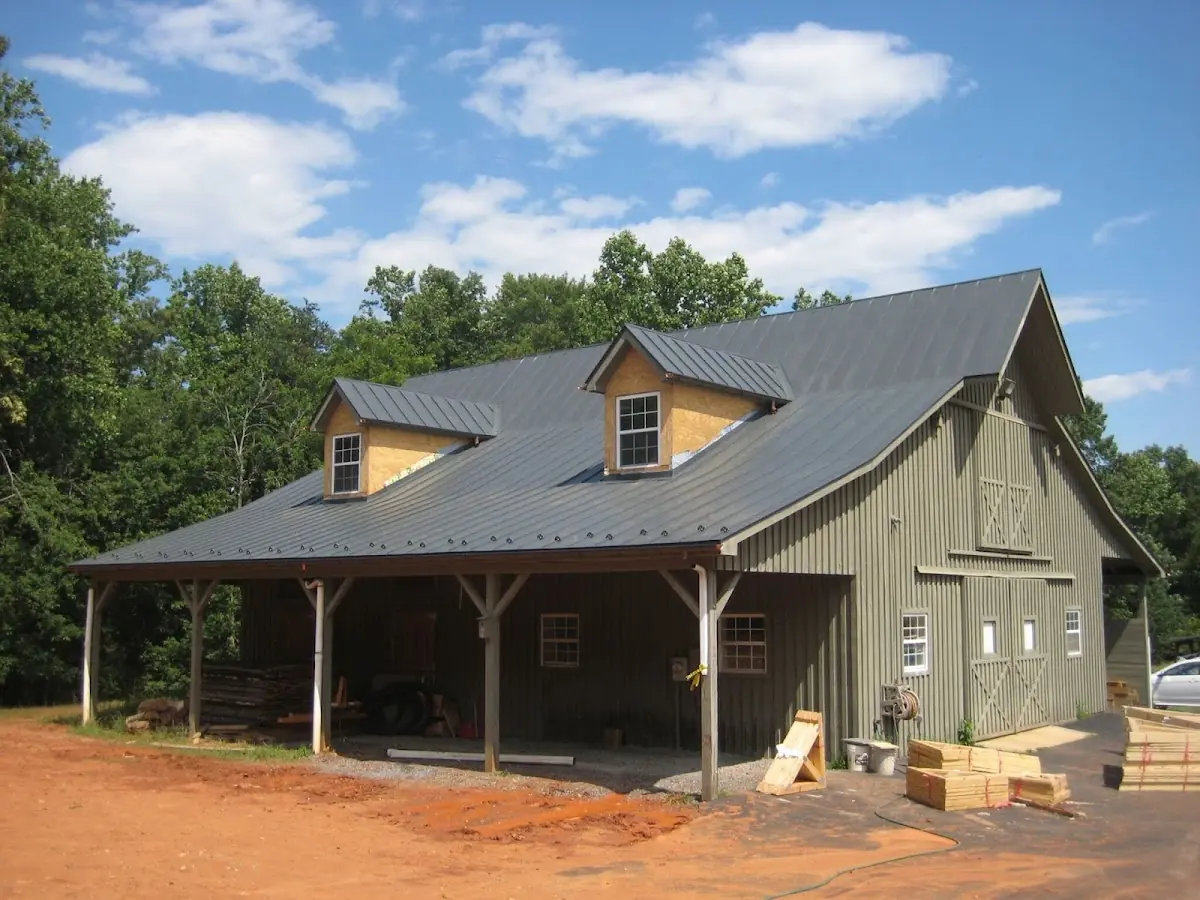 Expert Roof Repair workmanship in Miraleste